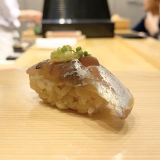 あじ(鮨屋 とんぼ 伏見店)