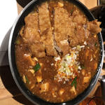 咖喱坦々麺（排骨トッピング）(新潟 三宝亭 東京ラボ 渋谷宮益坂店)