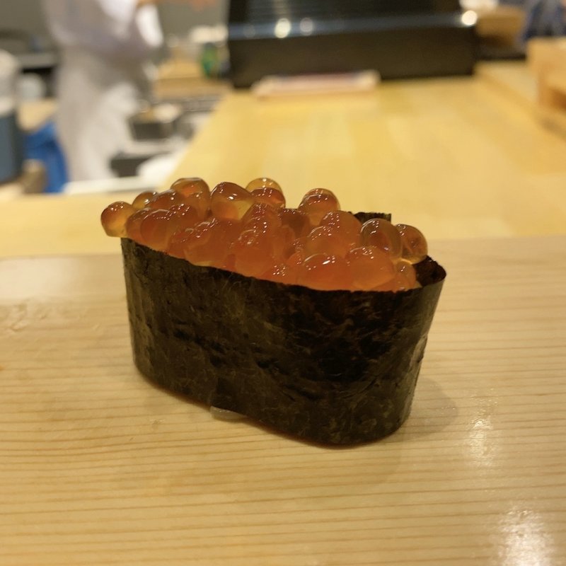 いくら(鮨屋 とんぼ 伏見店)