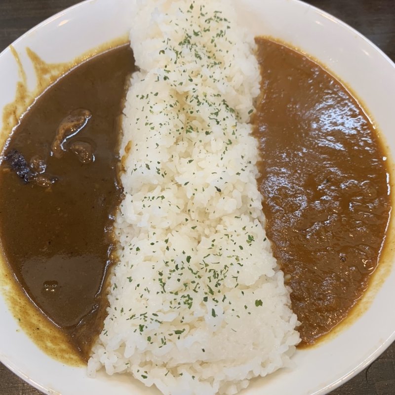 薬味堂　あいがけカリー(薬味堂 （ヤクミドウ）)