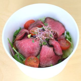近江牛ローストビーフのサラダ(京都 瓢斗 四条烏丸店)