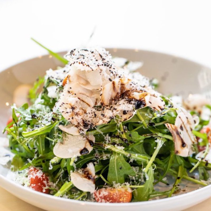 ルッコラセルバチコとパルミジャーノチーズのサラダ(TRUNK CAFE （トランク カフェ）)