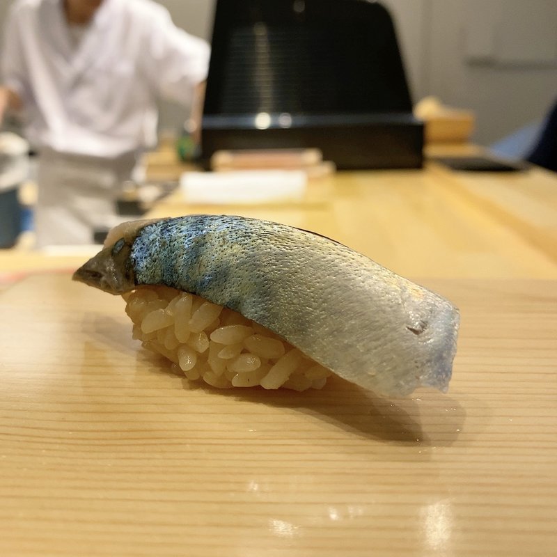 〆さば(鮨屋 とんぼ 伏見店)