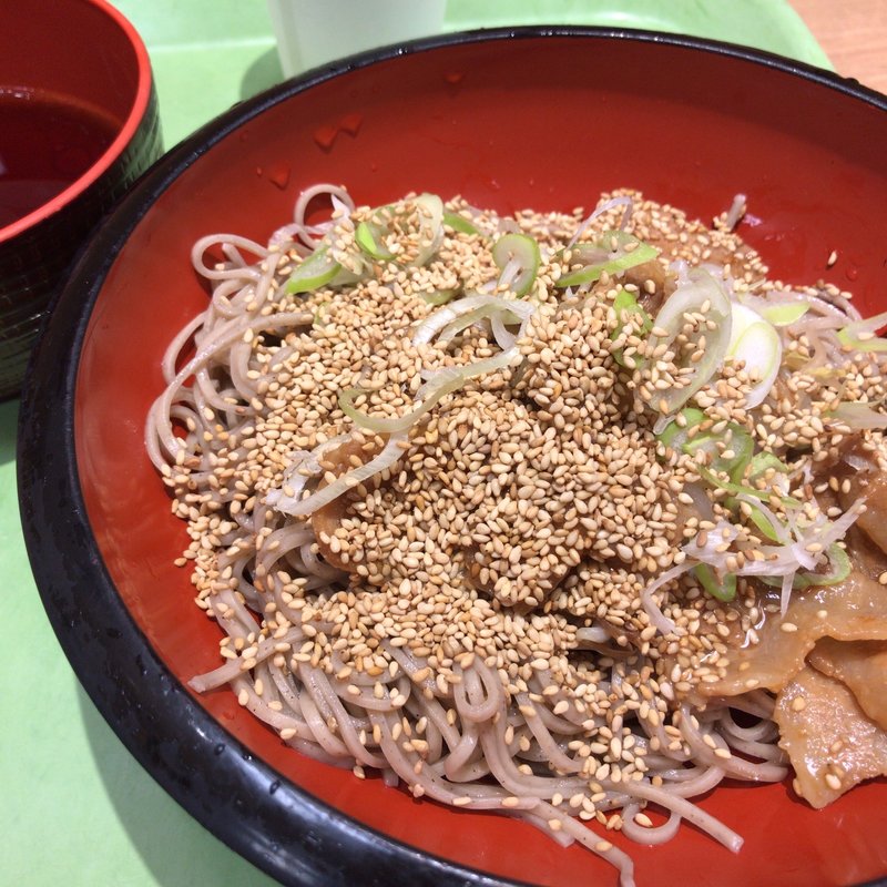 肉つけそば(立ちそば処 杜)