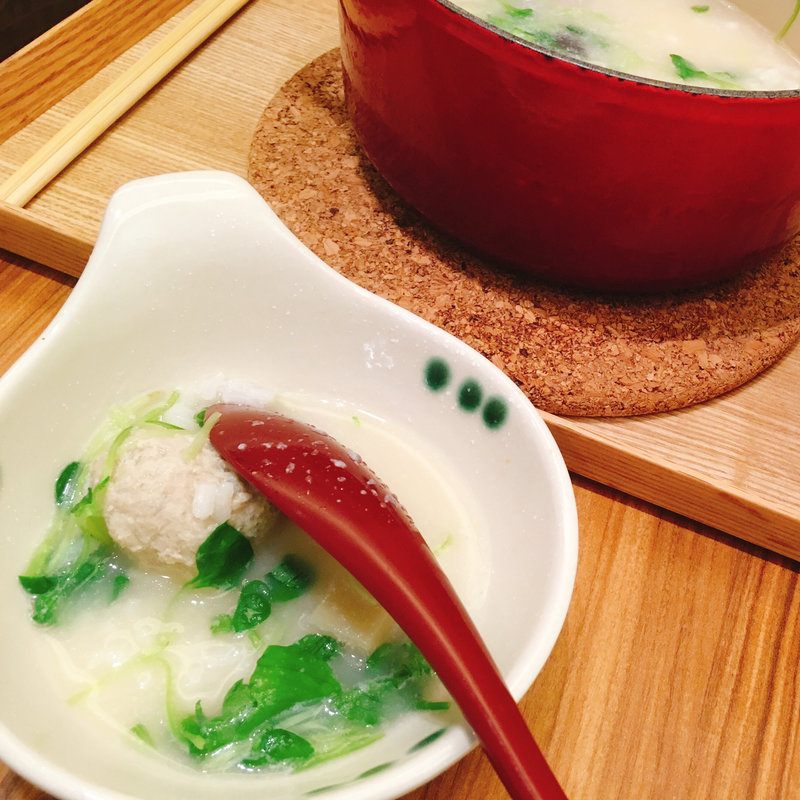 鶏つくねと塩麹のコラーゲン茶鍋(茶鍋カフェ kagurazaka saryo 池袋サンシャインシティ店)
