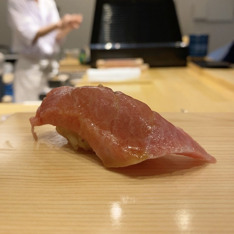 とろ(鮨屋 とんぼ 伏見店)