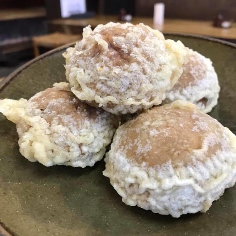 まんじゅう天ぷら(千本蕎麦 （せんぼんそば）)