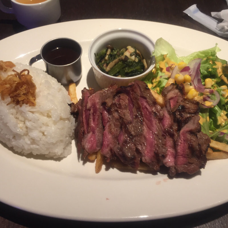 週替わりミートプレート(HangOut HangOver 渋谷)