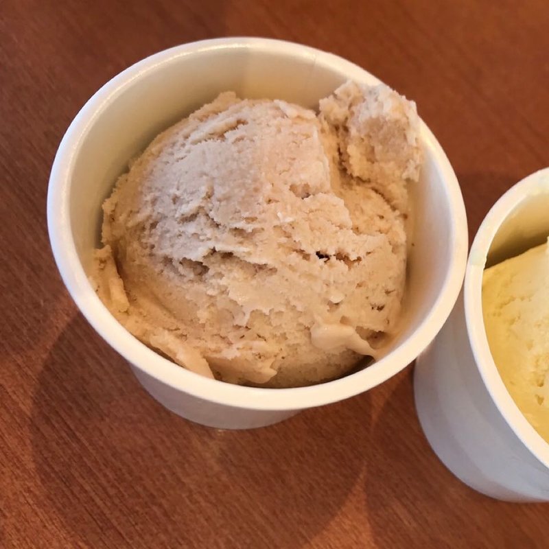 多古オリジナルいちごアイス（紅ほっぺ）(道の駅 多古 （タコ）)