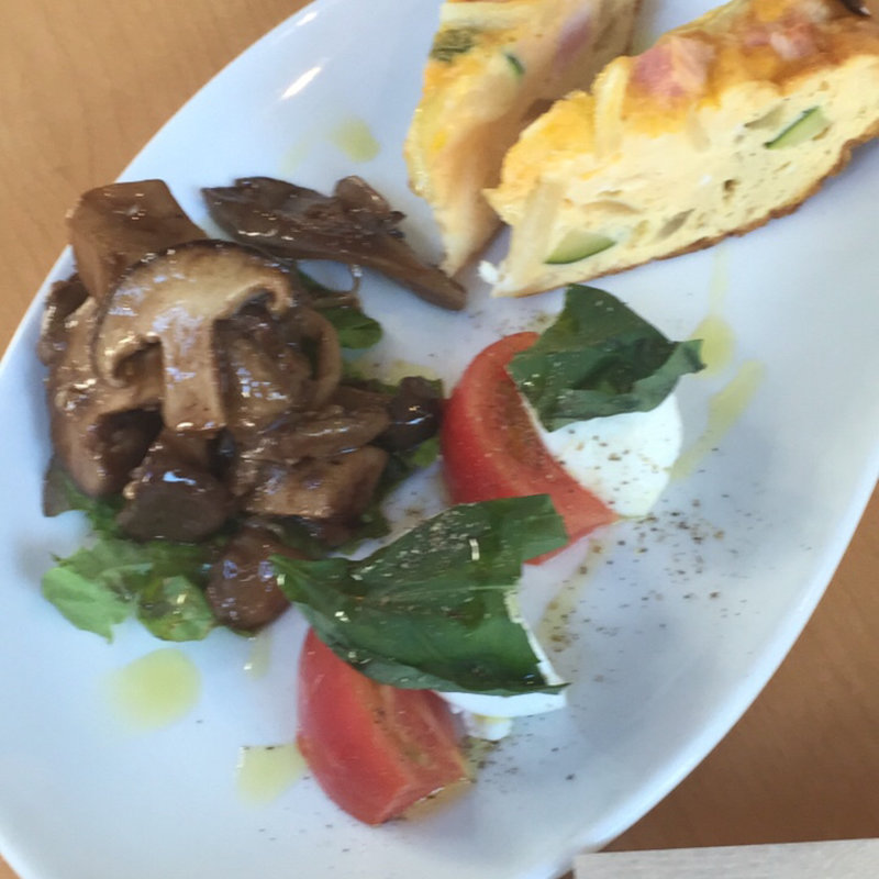 タパス盛り合わせ(ピッツァ　ストラーダ  （PIZZA STRADA ）)