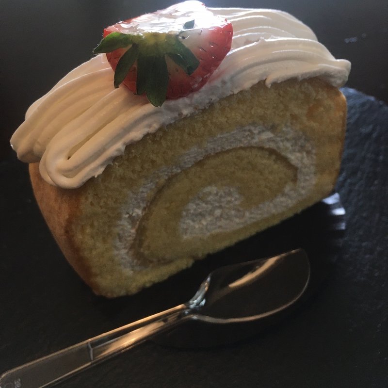 421ロール(パティスリーラジョエル 六本松421店)