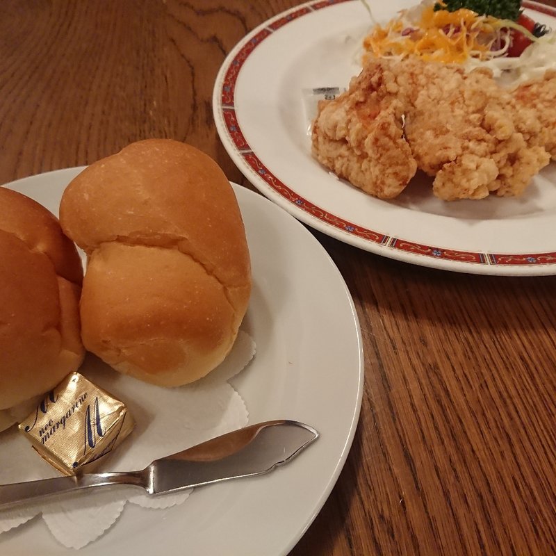 唐揚げランチ(ニューミュンヘン 南大使館)