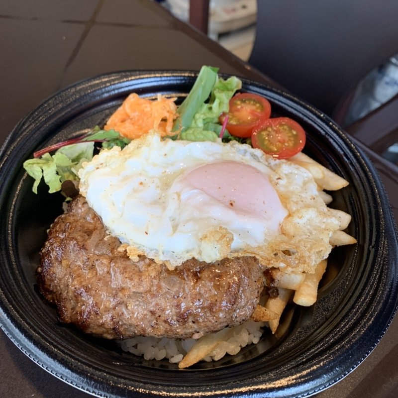 自家製アウバーグ丼(AUPA (アウパ))