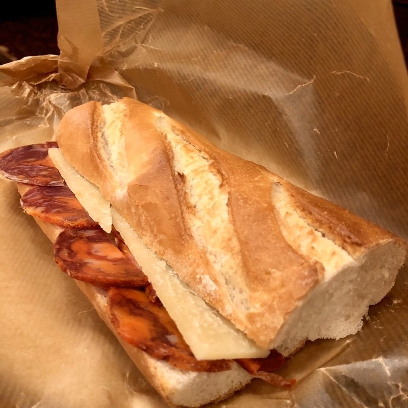 辛くないイベリコ豚チョリソとチーズのサンド(AUPA (アウパ))