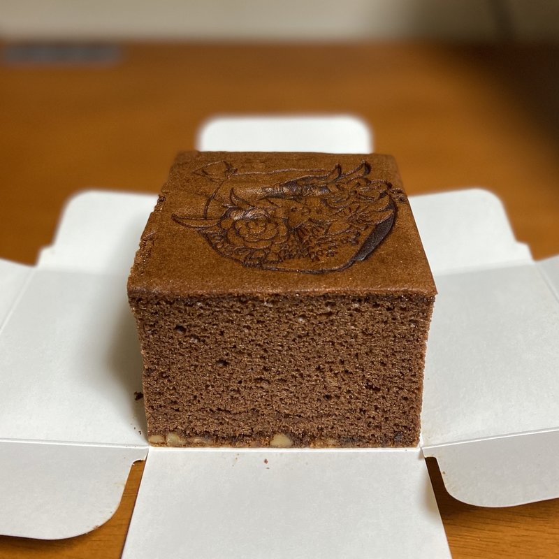 窯出しカステラ(清華堂)