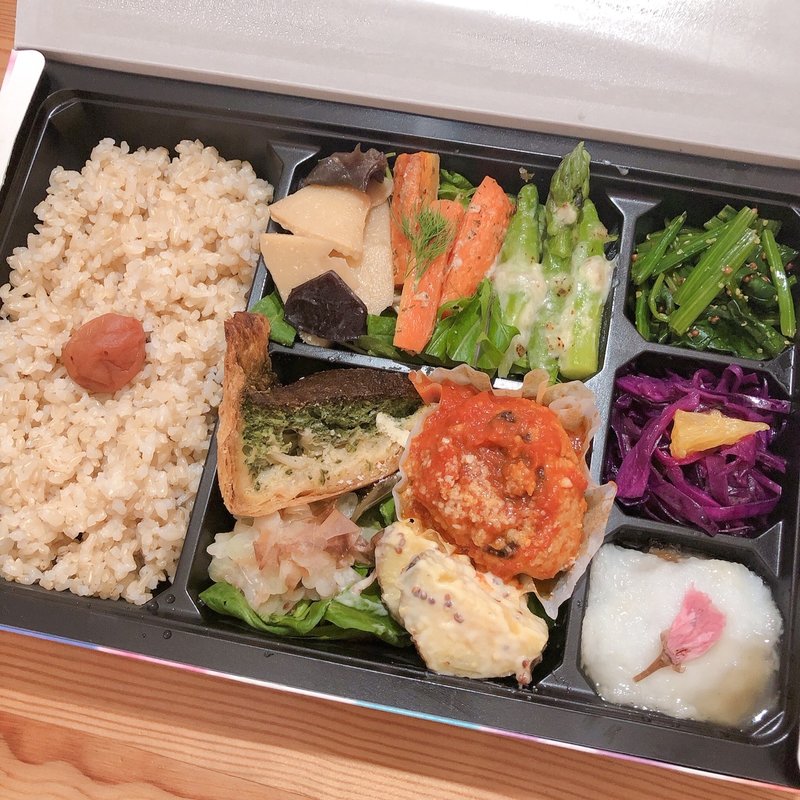 ランチ　テイクアウト(ローゼン ファームズ カフェ)