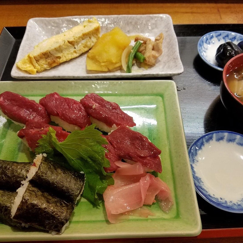 桜すし定食(桜鍋 吉し多 （よした）)