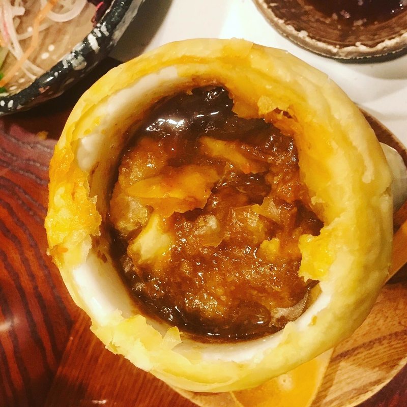 パイ生地ビーフシチュー(美郷館 （ミサトカン）)