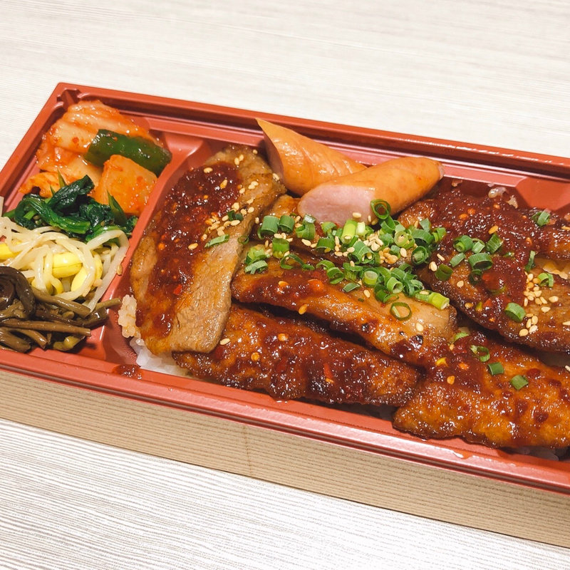 和牛上焼肉重(赤身焼肉USHIO （アカミヤキニク ウシオ）)