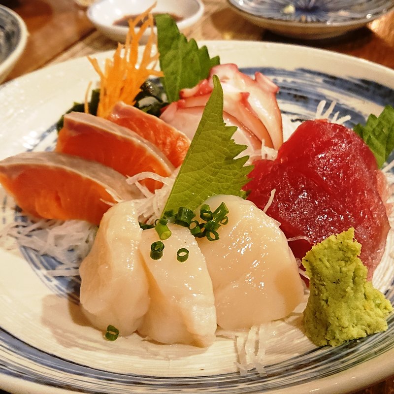 刺身盛り合わせ（4点盛り）(武屋食堂 広瀬通り店 )