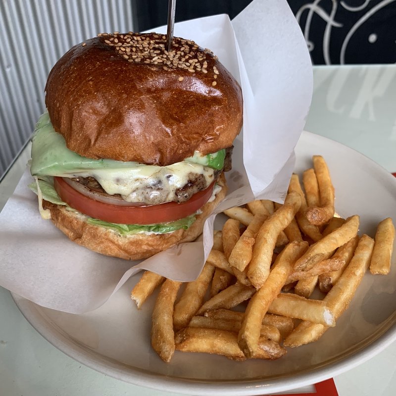 アボカドチーズバーガー(ブッチャーズテーブル)