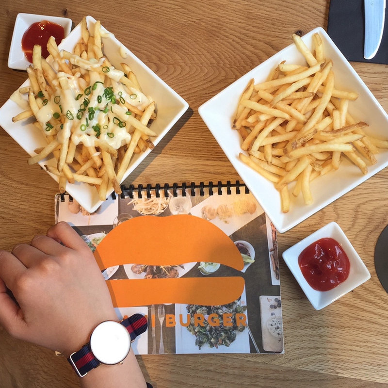 TRUFFLE FRIES(UMAMI BURGER)