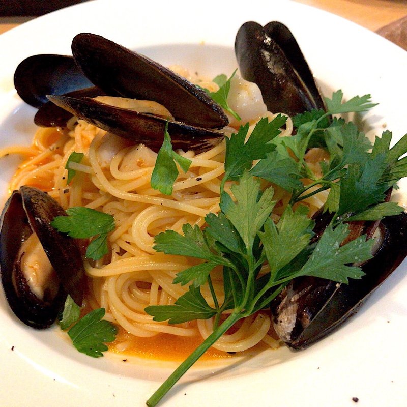 ムール貝とホタテのスパゲッティーニ(トラットリア・イタリカ)