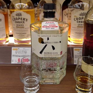 クラフトジン(リカーマウンテン銀座777)