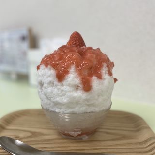 生いちごミルク氷(金山とまと 山王店)
