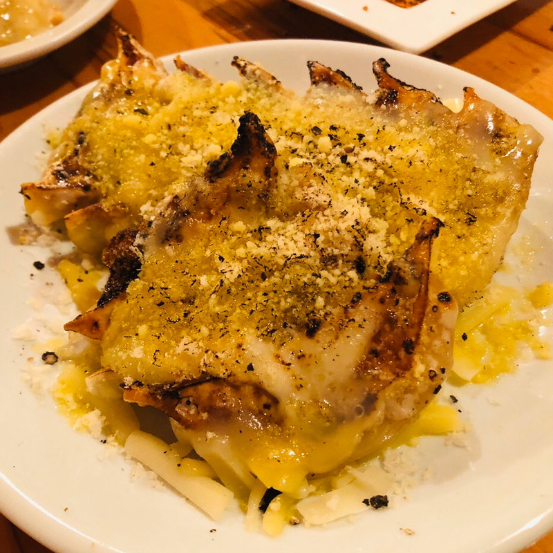 チーズ餃子(うさぎ食堂 アメリカ村店 （【旧店名】67餃子）)