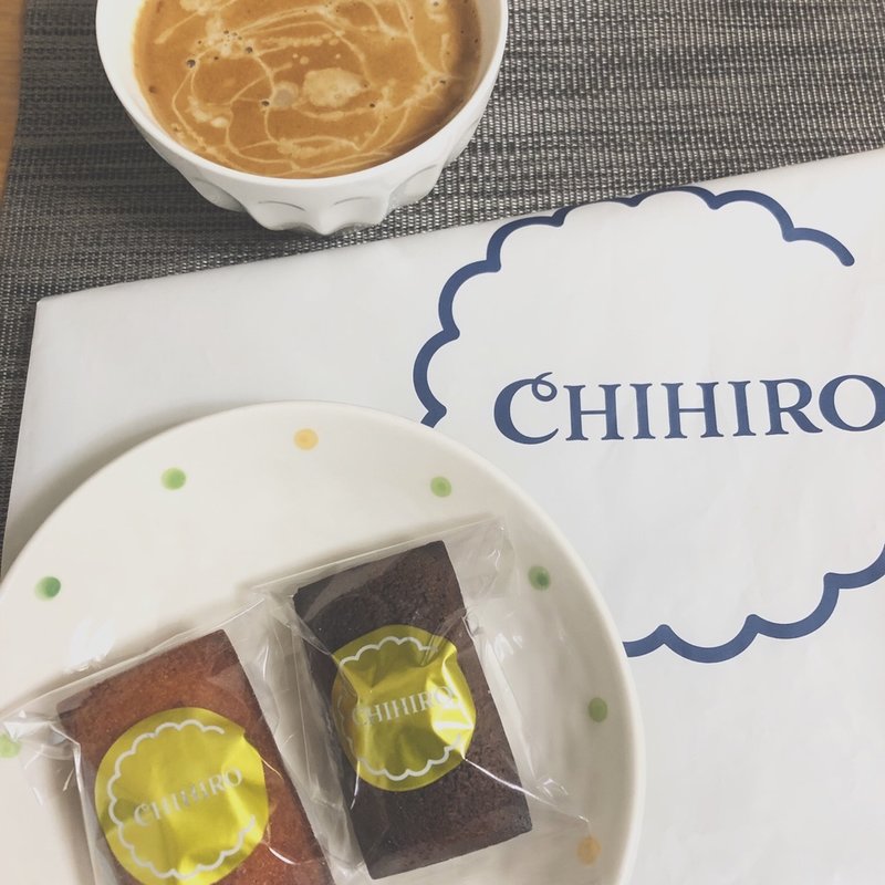 ちひろフィナンシェ(大人のビックリマロンとプレミアムショコラ)(ちひろ菓子店)