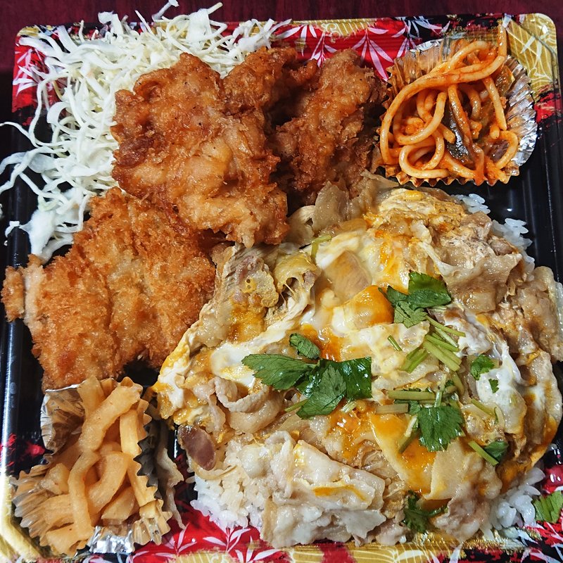 豚玉丼から揚げチキンカツ弁当(かつや 川崎戸手店)