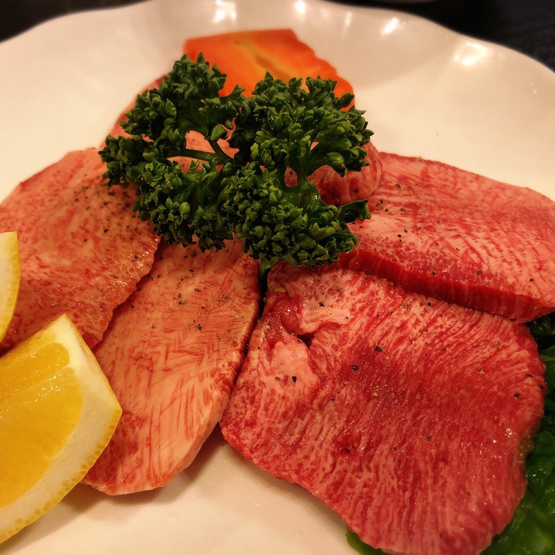 上塩タン(やきにくキッチンぱくぱく)