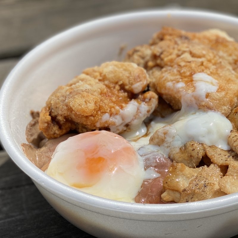 The 肉丼（テイクアウト）(シャマルキッチン （SHaMaL KitCHeN）)