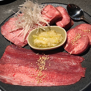 タン塩盛り合わせ(焼肉 万里 別邸 学芸大学)