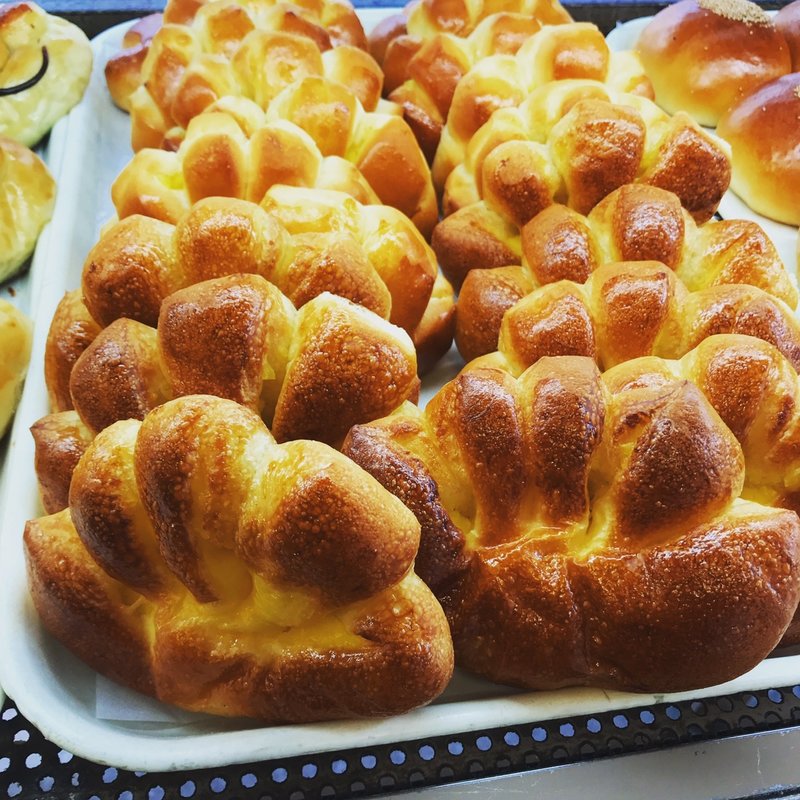 クリームパン(ニキベーカリー 綾瀬店)