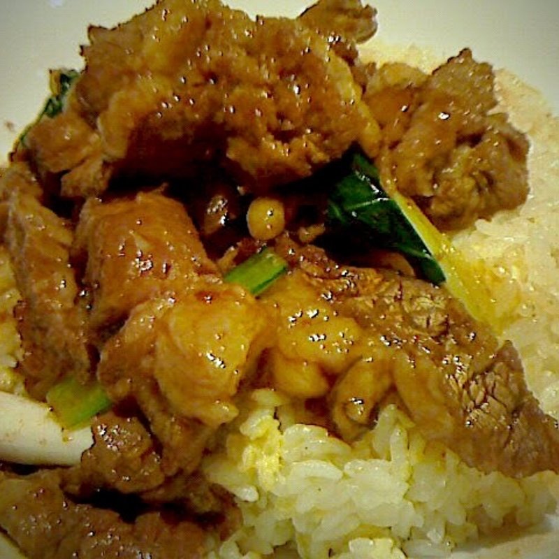 絶品厚切り肉盛り炒飯 並盛り(大阪王将 仙台西多賀ベガロポリス店 )