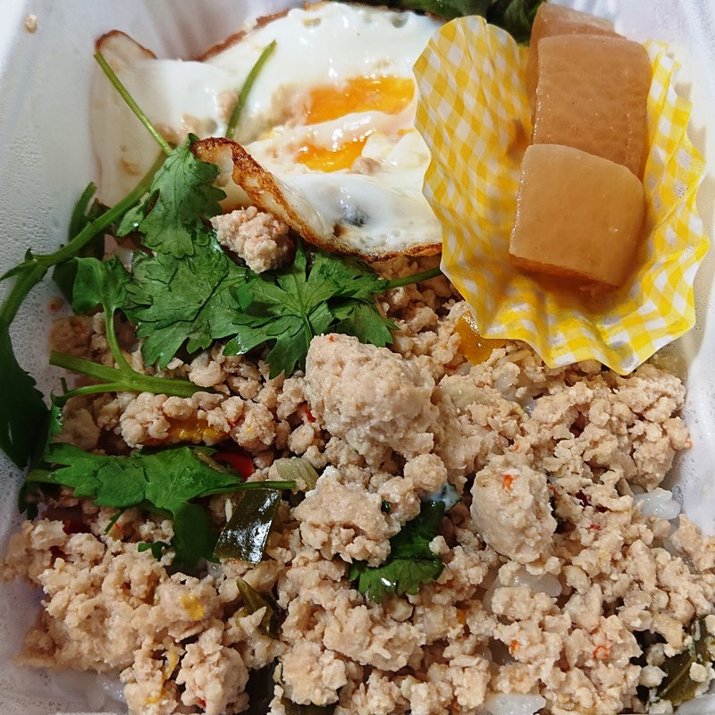 ガバオライス(SHELTER)