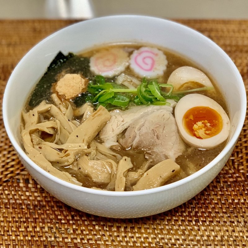 ぶしラーメンお持ち帰りラーメン(中華武ぞう)