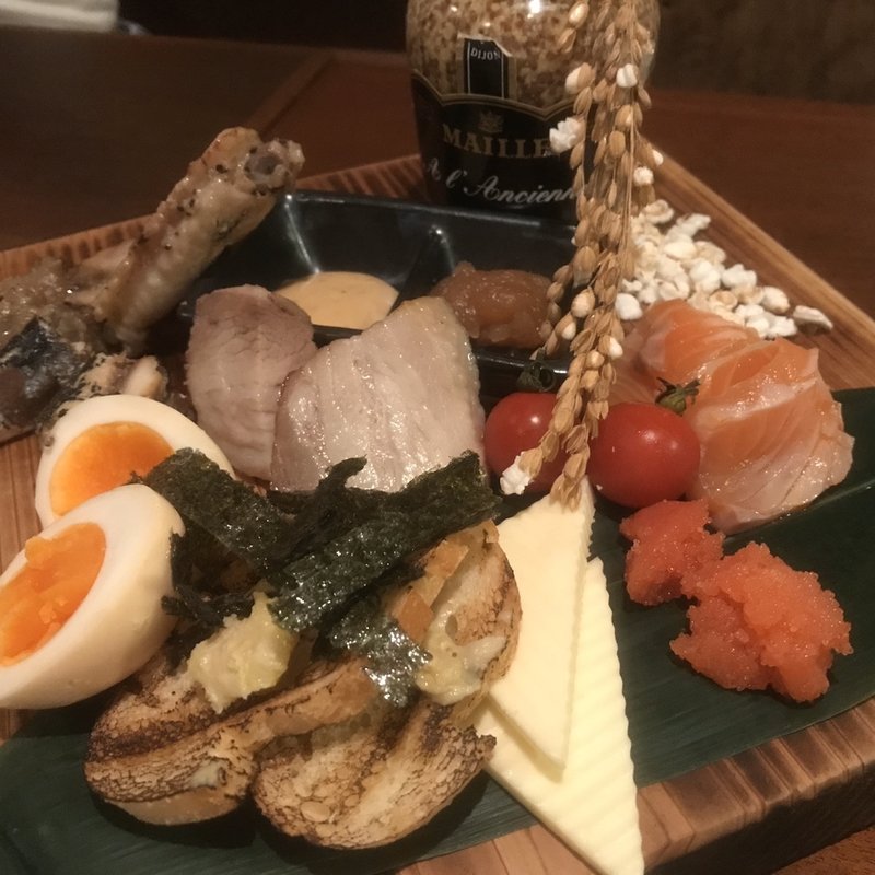 燻製盛り合わせ(煙 燻製バル トリベーネ なんば法善寺店)