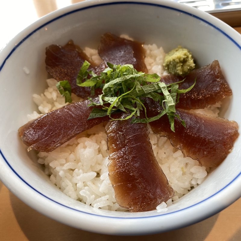 漬けマグロ丼(中華そばと丼 福ぞう)