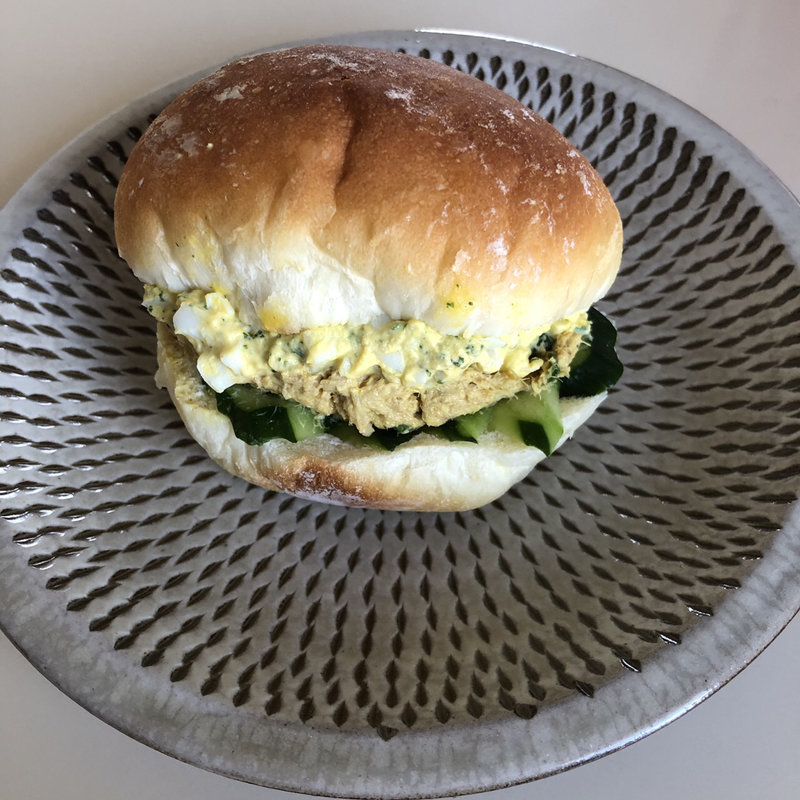 ツナカレーとたまごのサンド(関口ベーカリー )