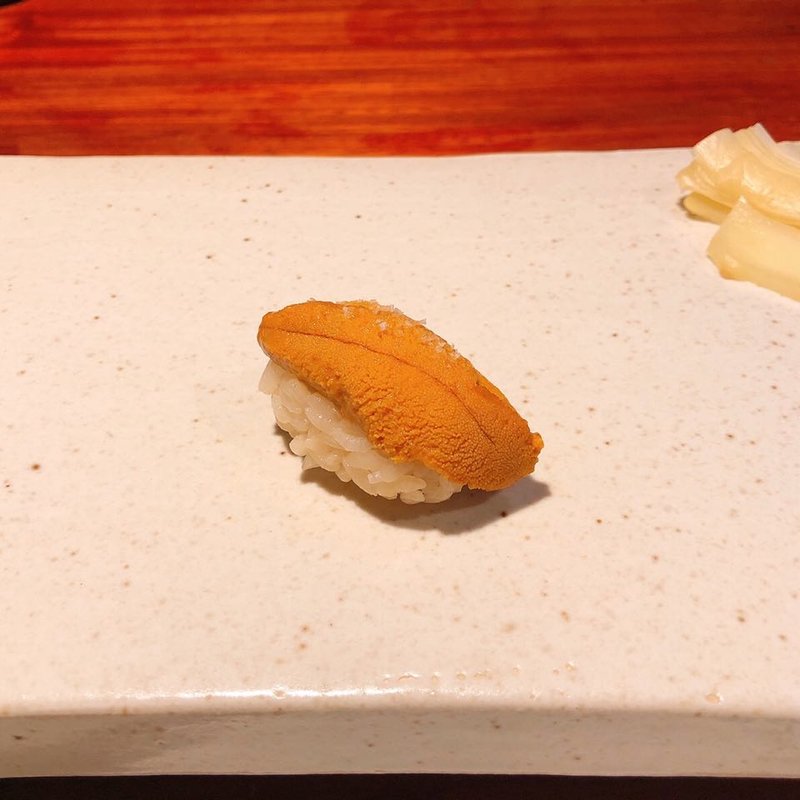 雲丹の握り(西麻布 かみくら)