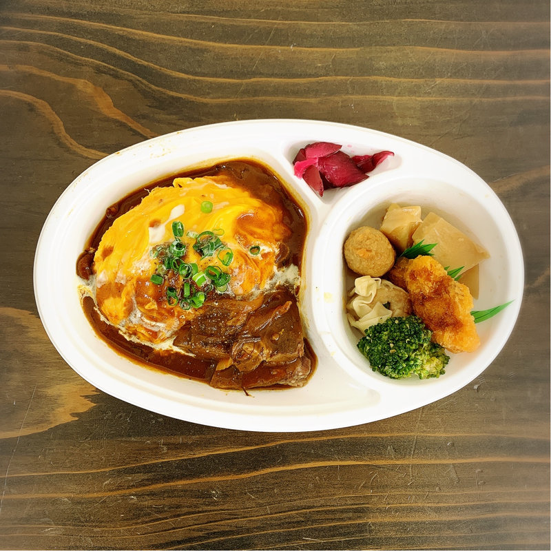 牛たんカレー〜オムのせ〜(つなぎや 中目黒)