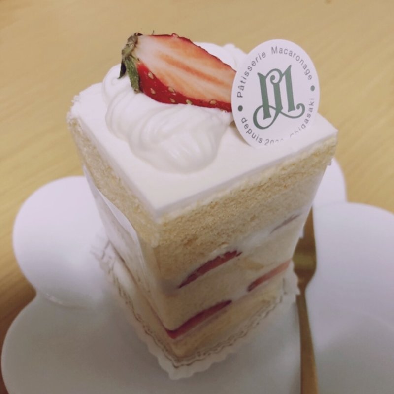 季節のショートケーキ(パティスリーマカロナージュ)