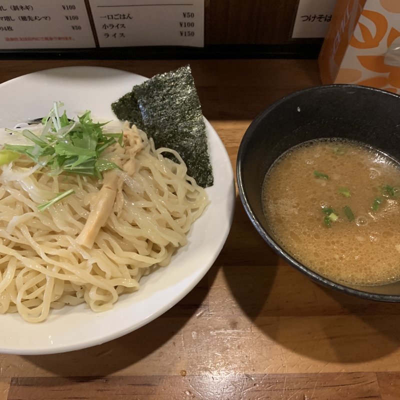 濃厚鶏骨醤油つけそば(濃厚鶏そば 麺屋武一 新橋本店)