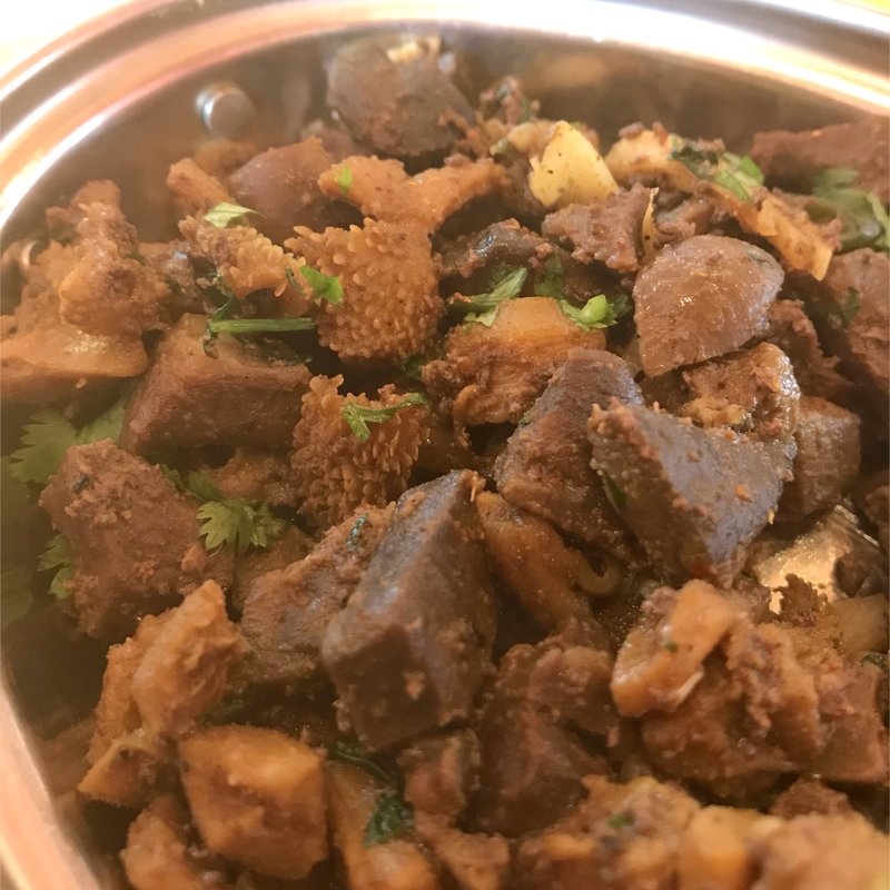 ネパール風マトンのモツ・肝フライ(カトマンズキッチン)