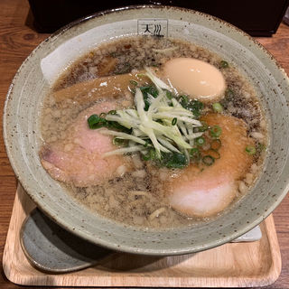 アグー背脂入り味玉醤油らあめん(麺処 天川)