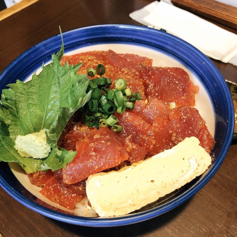 鮪の胡麻正油丼(海街丼 三軒茶屋本店)