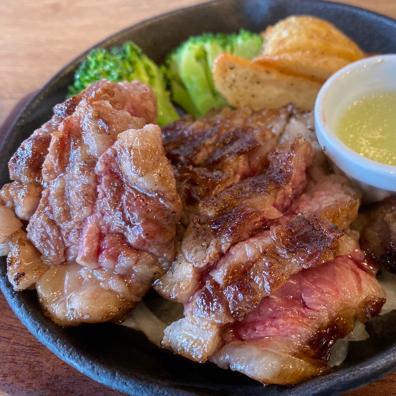 ゲタカルビステーキ(肉バル ガブット 吹田店)